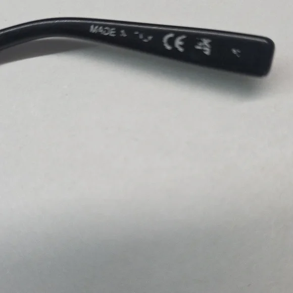Saint Laurent SL 502 Sunglasses ( Read Description) - Picture 9 of 10